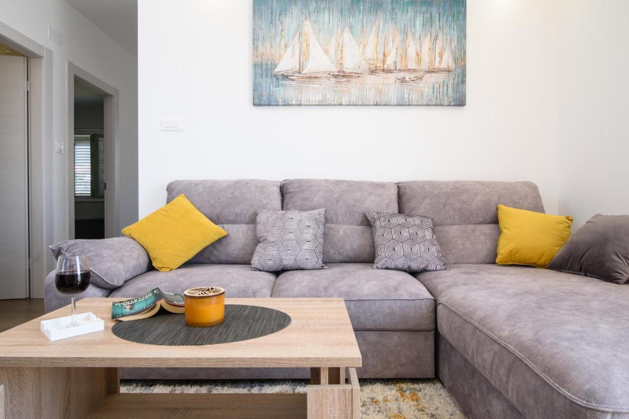 Apartment Silver Star Kaštela Buitenkant foto