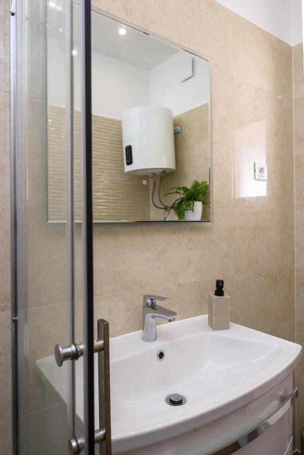 Apartment Silver Star Kaštela Buitenkant foto