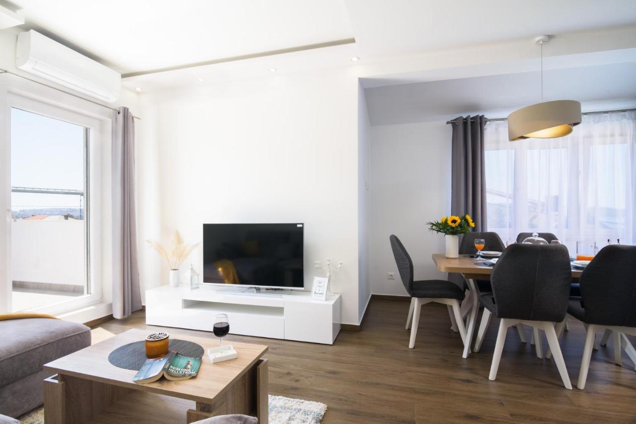 Apartment Silver Star Kaštela Buitenkant foto