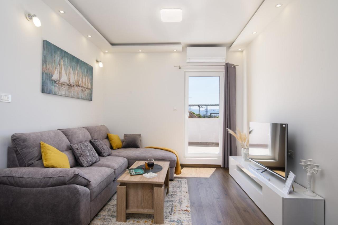 Apartment Silver Star Kaštela Buitenkant foto