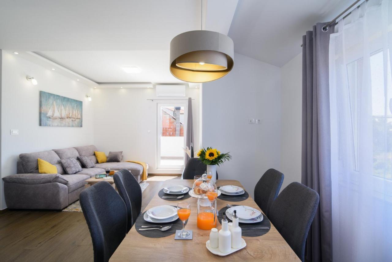 Apartment Silver Star Kaštela Buitenkant foto