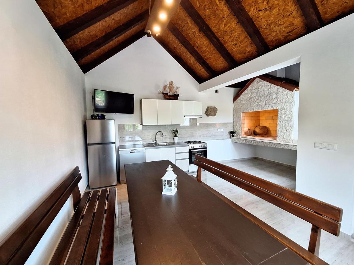 Apartment Silver Star Kaštela Buitenkant foto